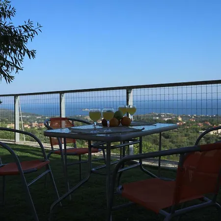 Le Paradis D' Elli Λακήθρα