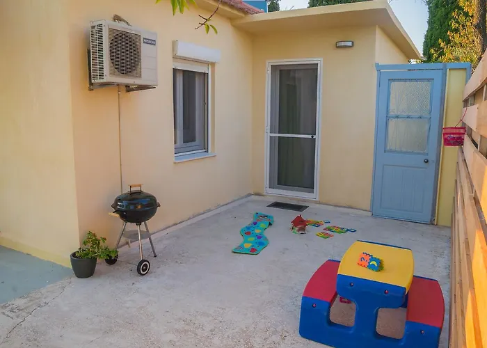 Вилла Le Paradis D' Elli