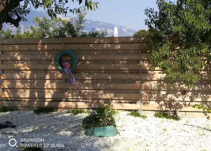 Le Paradis D' Elli * Lakithra